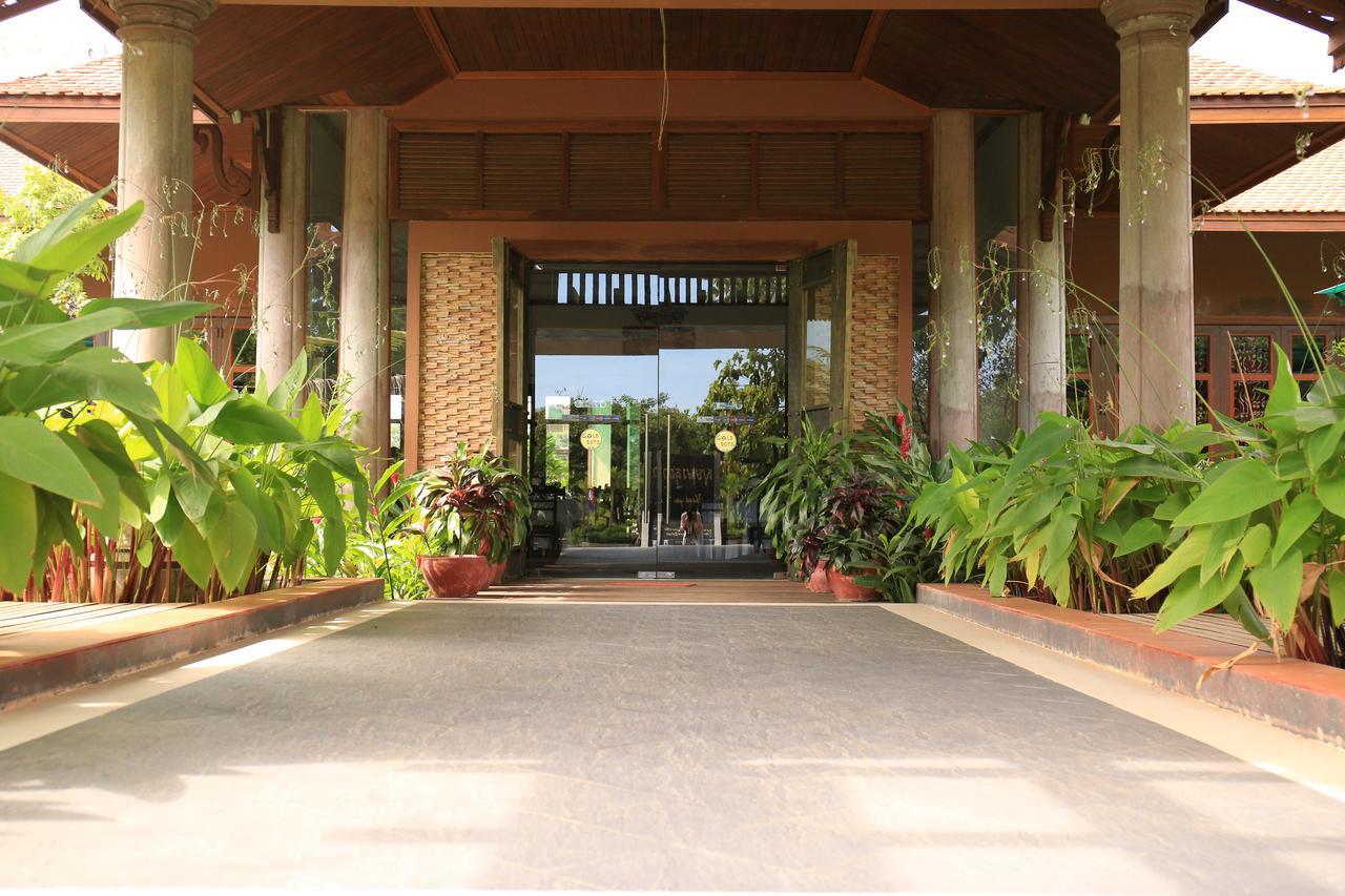 Samrith Hotel Kâmpóng Thum Exterior foto